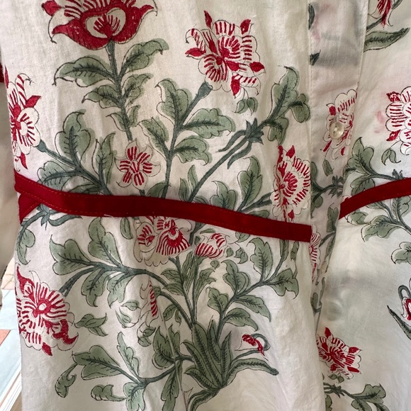 JULIET DUNN Raglan Shirt Dress in Japanese floral, red and sage floral - Picture 5 of 10